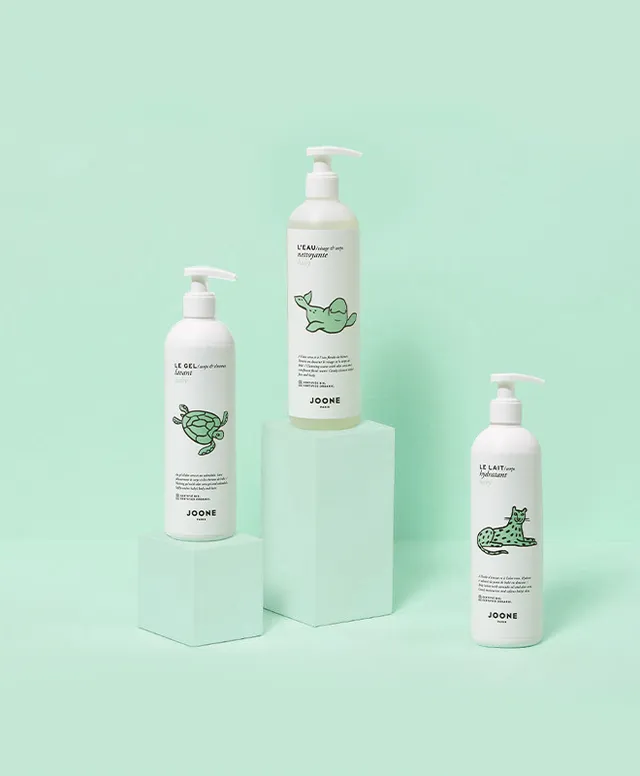 joone-coffret-l-essentiel-cosmos-organic-trio-de-soins-b-b-bio-eau-nettoyante-ge image 1
