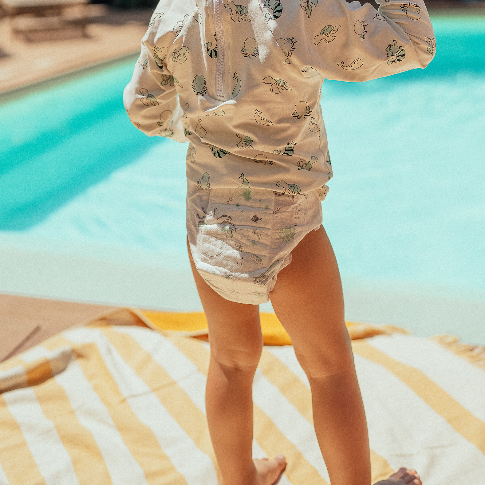 joone-couche-piscine-collection-archives-juin-26-couche-de-bain-jetable-b-b-tail image 3